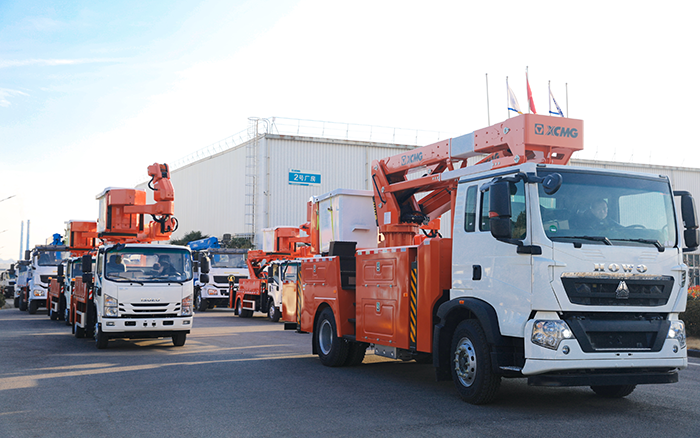 总成套化电力应急装备发车 助力东南亚电力建设