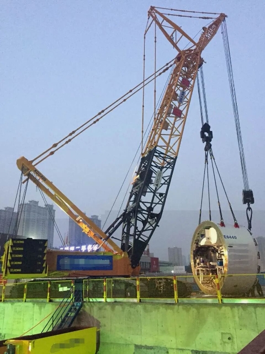 赋能轨交建设，总稳稳‘吊’打难题